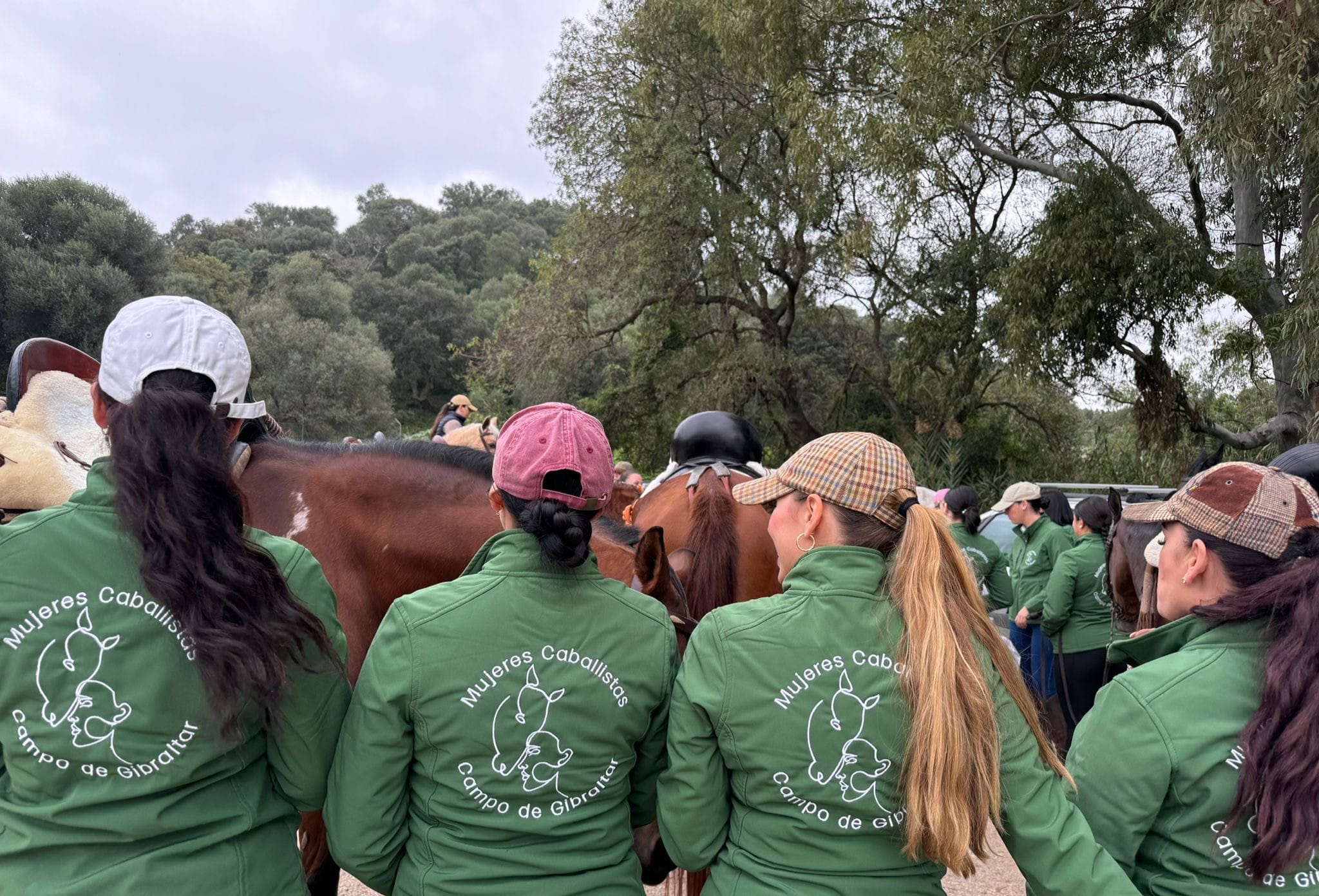 Softshell Mujeres Caballistas - Imagen 3